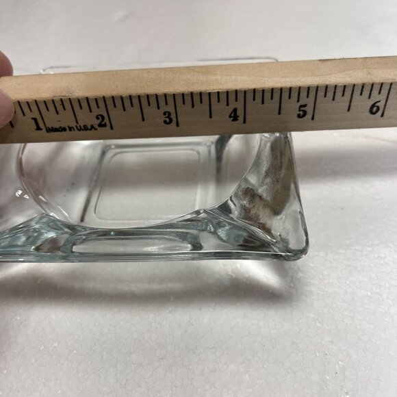 Lot Of 2 Vintage Glass Ashtrays Round & Square Clear Thick Glass Anchor Hocking - Picture 8 of 8